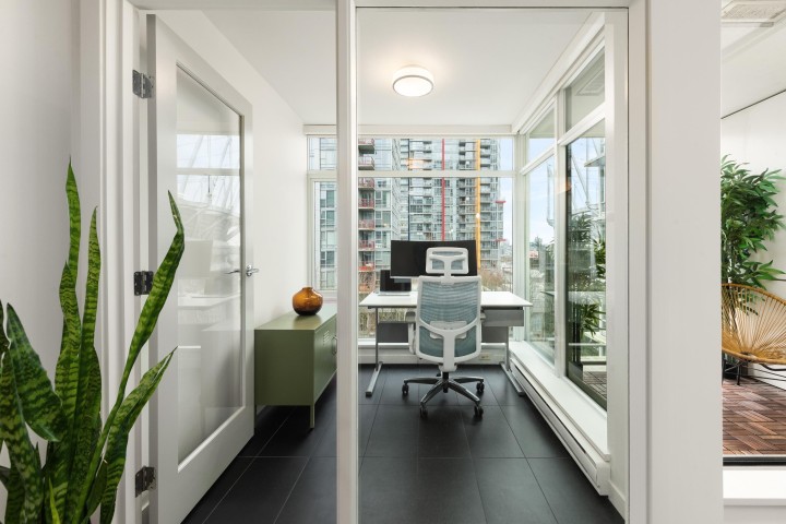 Photo 12 at 717 - 161 W Georgia Street, Downtown VW, Vancouver West