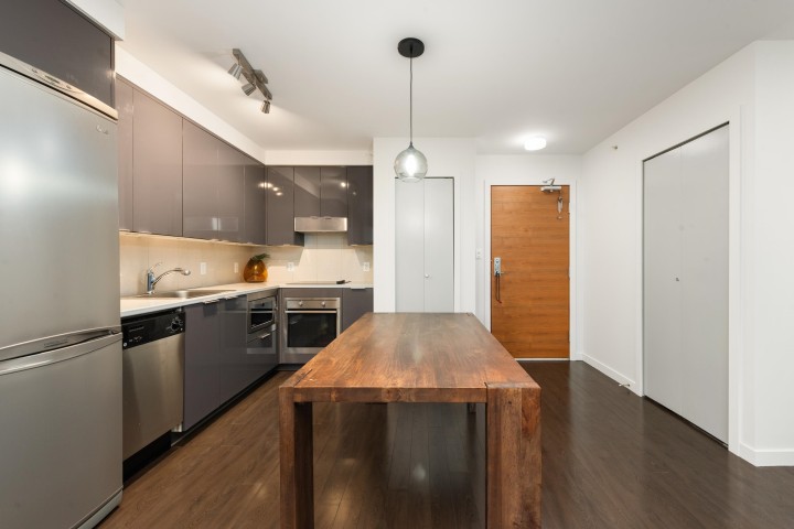 Photo 7 at 717 - 161 W Georgia Street, Downtown VW, Vancouver West
