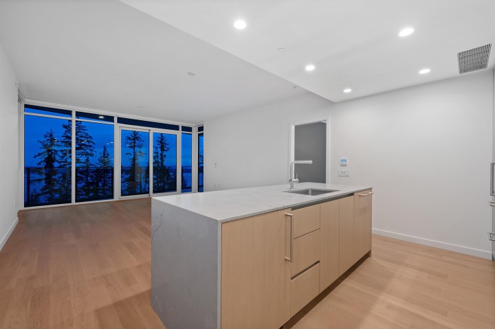 Photo 27 at 602 - 3963 Uplands Way, Cypress Park Estates, West Vancouver