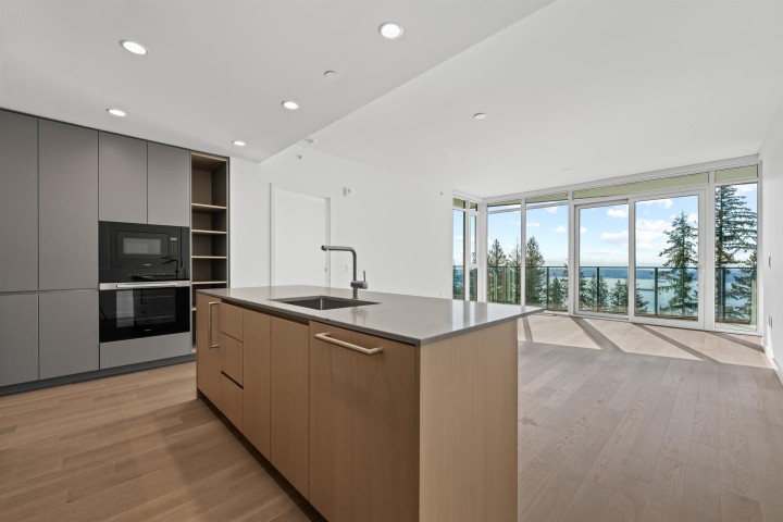 Photo 10 at 602 - 3963 Uplands Way, Cypress Park Estates, West Vancouver