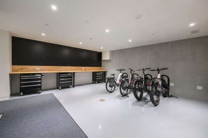 Photo 11 at 701 - 3963 Uplands Way, Cypress Park Estates, West Vancouver