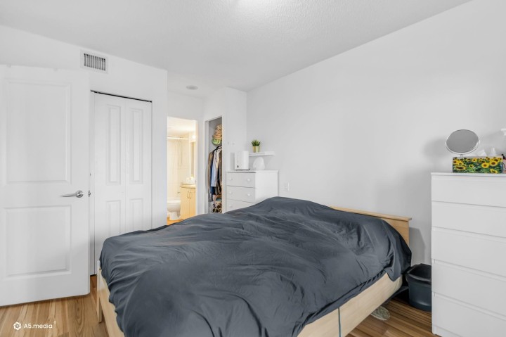 Photo 12 at 2508 - 3663 Crowley Drive, Collingwood VE, Vancouver East