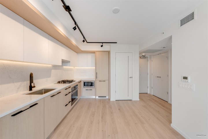 Photo 5 at 366 - 5189 Earles Street, Collingwood VE, Vancouver East