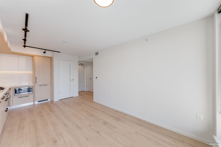 Photo 9 at 366 - 5189 Earles Street, Collingwood VE, Vancouver East
