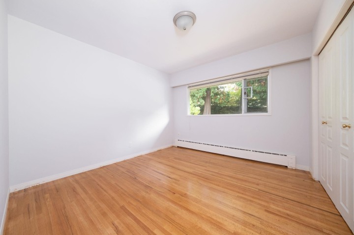 Photo 22 at 775 Southborough Drive, West Vancouver