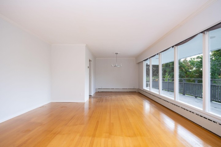 Photo 10 at 775 Southborough Drive, West Vancouver