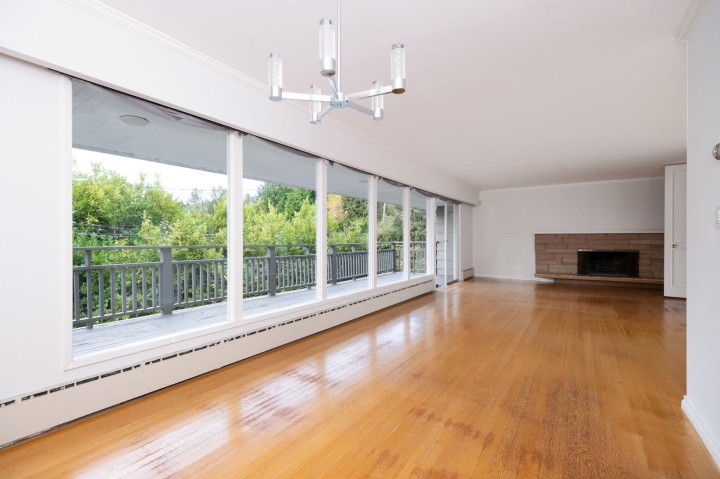 Photo 4 at 775 Southborough Drive, West Vancouver