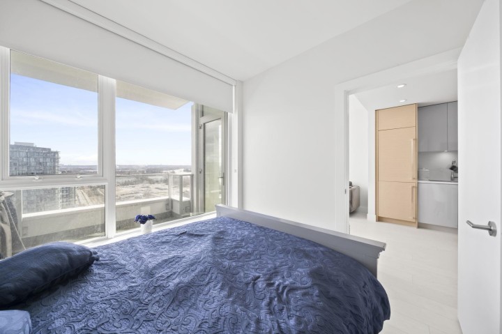 Photo 8 at 2201 - 3438 Sawmill Crescent, South Marine, Vancouver East