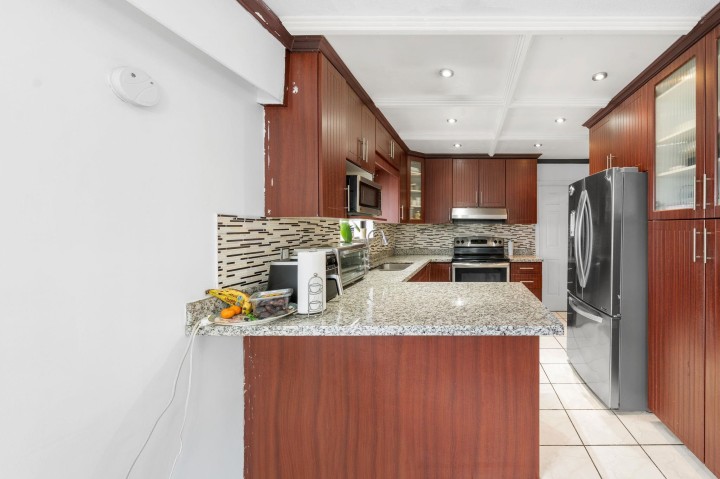 Photo 13 at 7882 Windsor Street, South Vancouver, Vancouver East