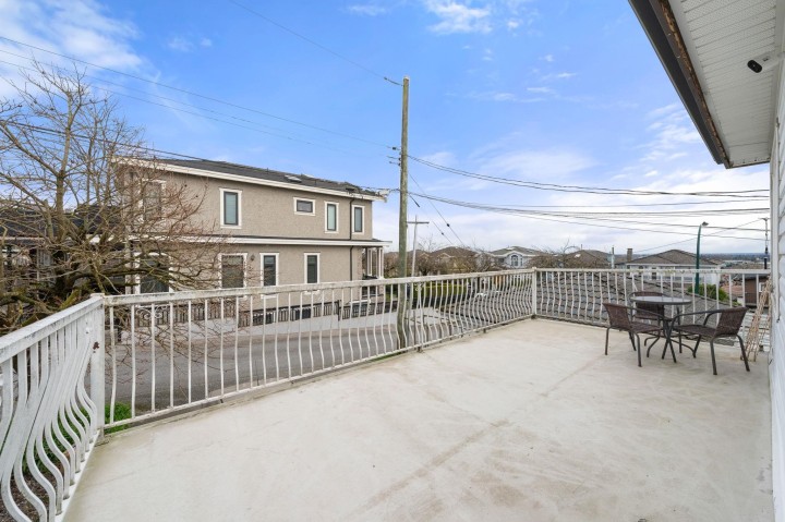 Photo 33 at 7882 Windsor Street, South Vancouver, Vancouver East
