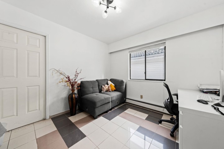 Photo 18 at 7882 Windsor Street, South Vancouver, Vancouver East