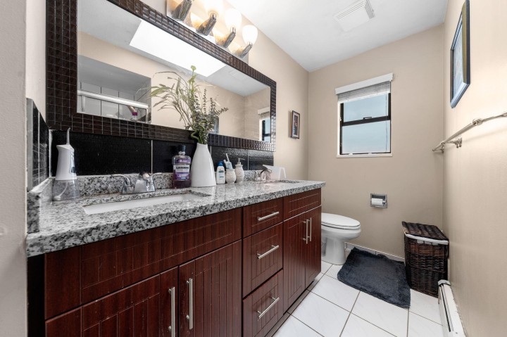 Photo 25 at 7882 Windsor Street, South Vancouver, Vancouver East