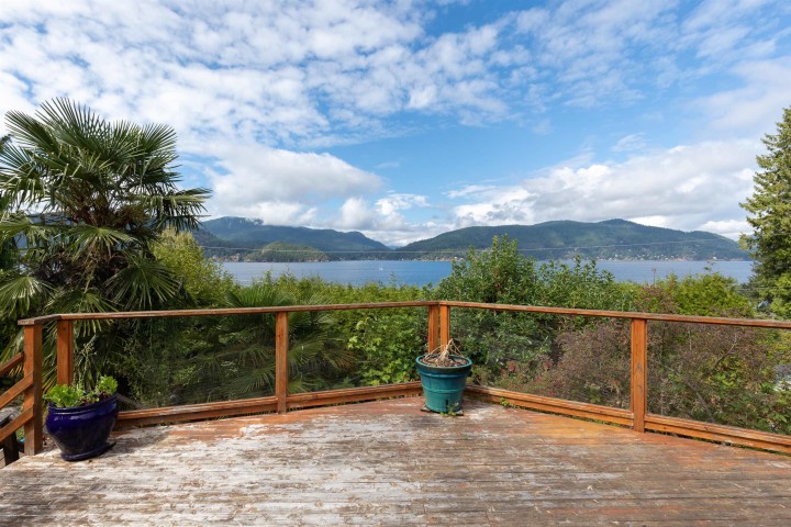 Photo 6 at 7195 Rockland Wynd, Whytecliff, West Vancouver