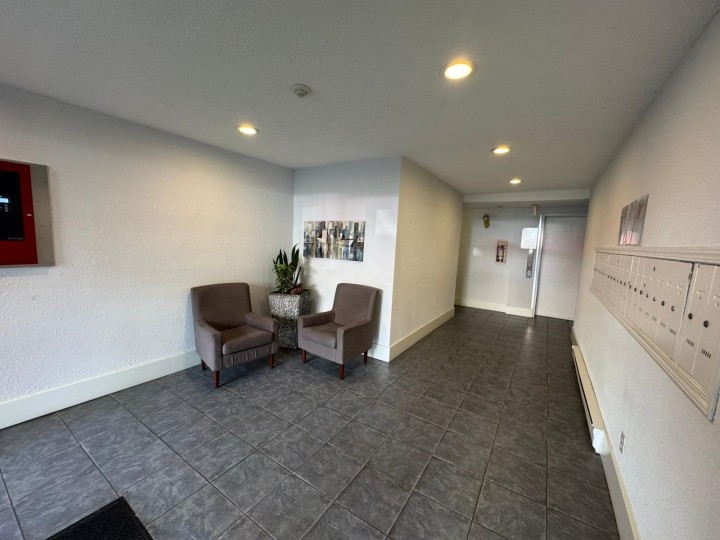 Photo 20 at 206 - 674 W 17th Avenue, Cambie, Vancouver West