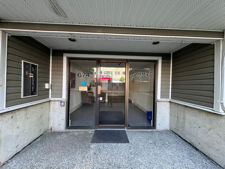 Photo 21 at 206 - 674 W 17th Avenue, Cambie, Vancouver West