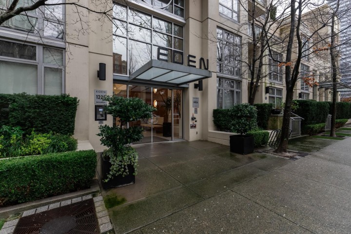Photo 31 at 1102 - 1225 Richards Street, Downtown VW, Vancouver West