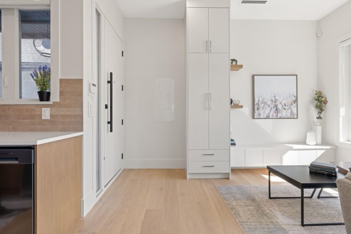 Photo 3 at 2138 Venables Street, Grandview Woodland, Vancouver East