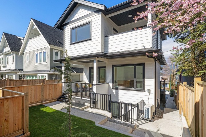 Photo 1 at 2138 Venables Street, Grandview Woodland, Vancouver East