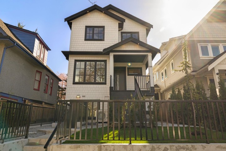 Photo 38 at 2138 Venables Street, Grandview Woodland, Vancouver East