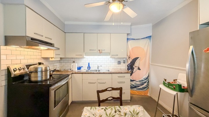 Photo 9 at 1939 E 39th Avenue, Victoria VE, Vancouver East