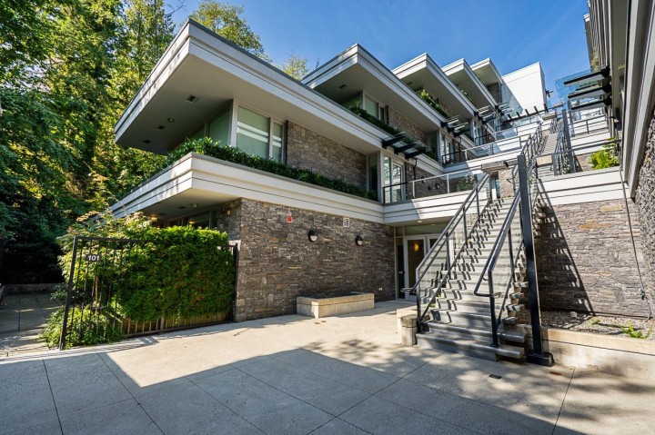 Photo 7 at 101 - 988 Keith Road, Park Royal, West Vancouver
