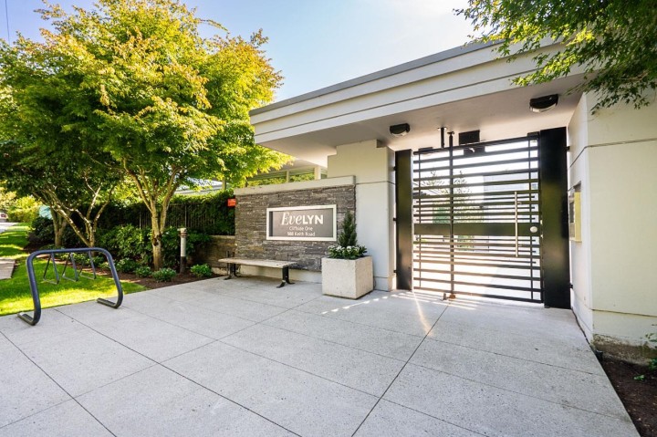Photo 1 at 101 - 988 Keith Road, Park Royal, West Vancouver