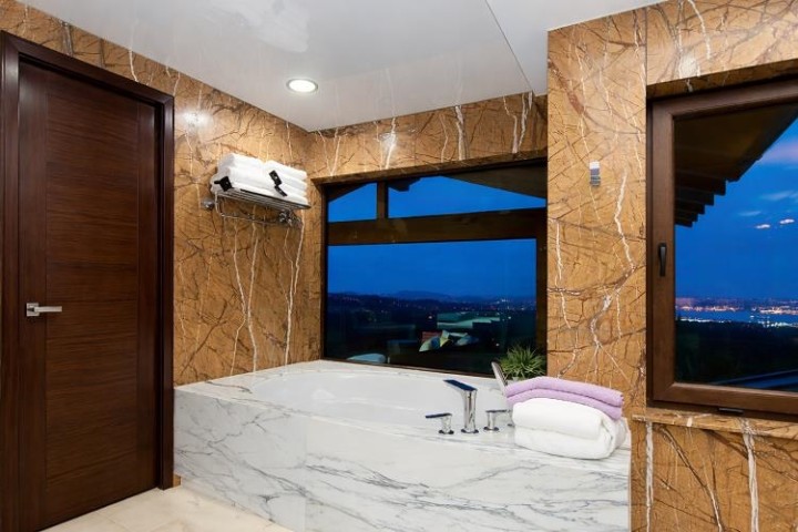 Photo 29 at 1037 Millstream Road, British Properties, West Vancouver