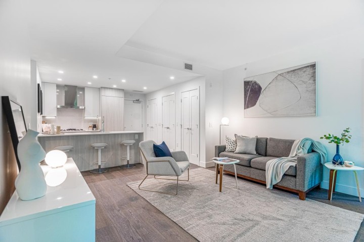 Photo 2 at 209 - 488 W 58th Avenue, South Cambie, Vancouver West