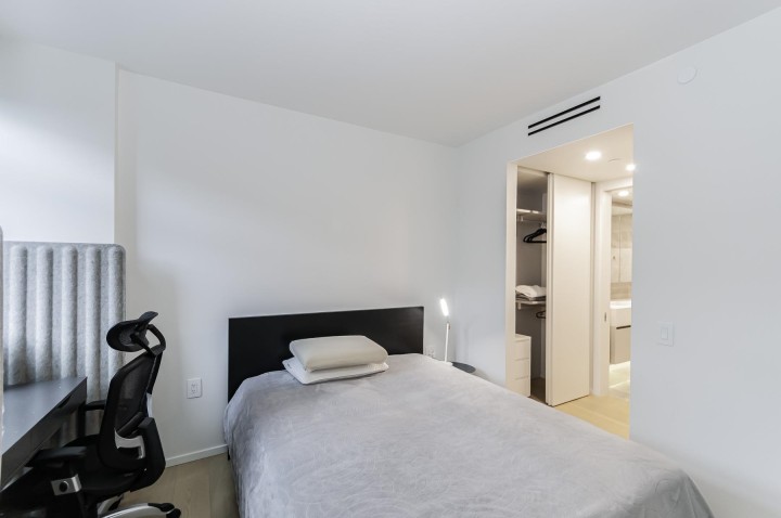 Photo 4 at 606 - 889 Pacific Street, Downtown VW, Vancouver West