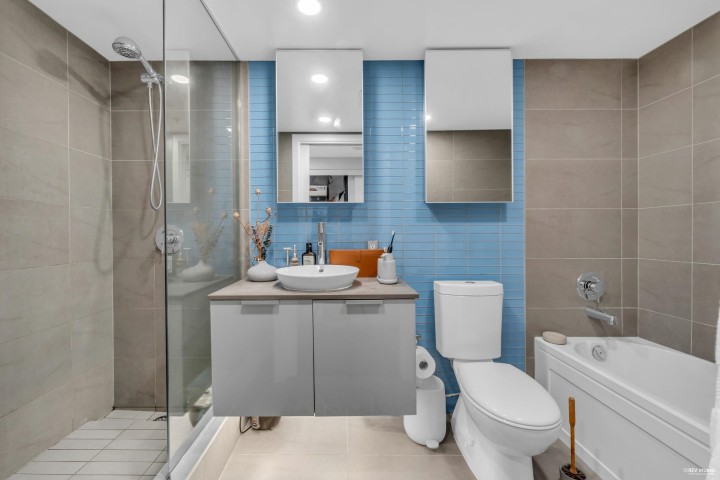 Photo 13 at 605 - 128 W Cordova Street, Downtown VW, Vancouver West