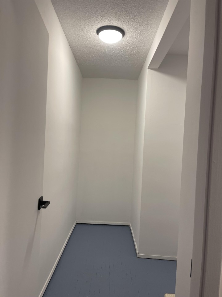 Photo 13 at 210 - 1050 Jervis Street, West End VW, Vancouver West