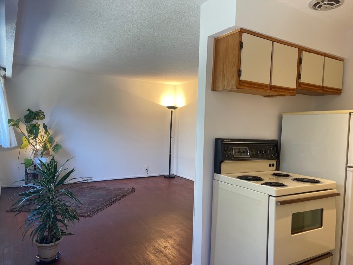Photo 12 at 210 - 1050 Jervis Street, West End VW, Vancouver West