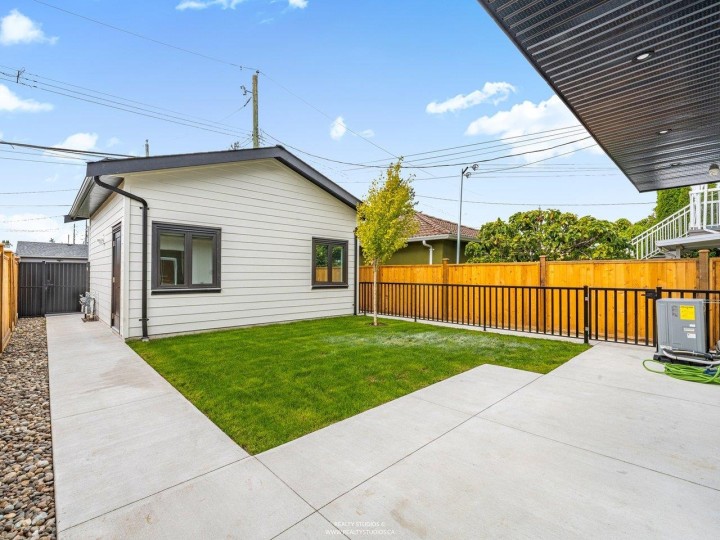 Photo 36 at 2 - 4257 Knight Street, Knight, Vancouver East