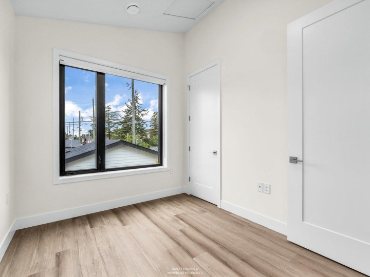 Photo 18 at 2 - 4257 Knight Street, Knight, Vancouver East