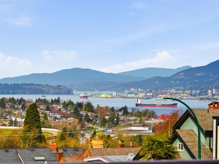 Photo 29 at 3690 Dundas Street, Hastings Sunrise, Vancouver East