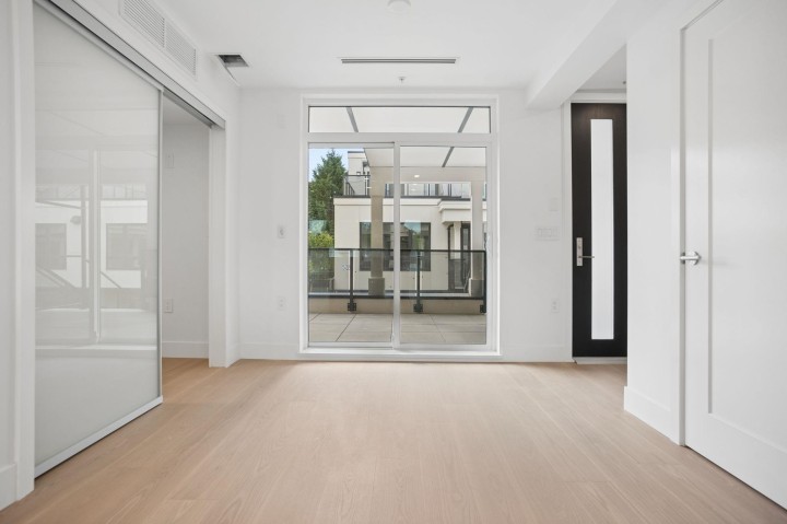 Photo 2 at 202 - 578 W 24 Avenue, Cambie, Vancouver West