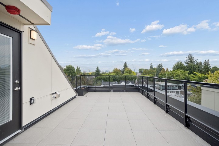 Photo 17 at 202 - 578 W 24 Avenue, Cambie, Vancouver West