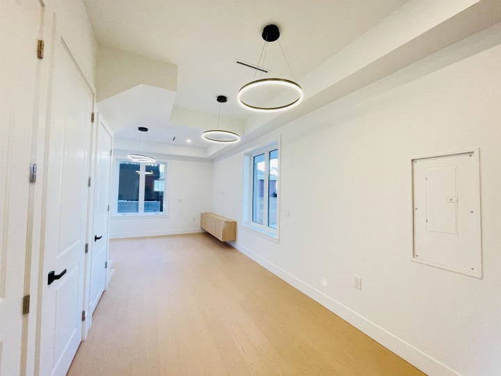 Photo 3 at 2450 Harrison Drive, Fraserview VE, Vancouver East