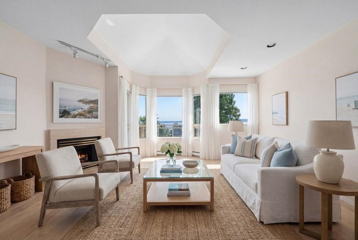 Photo 5 at 2317 Bellevue Avenue, Dundarave, West Vancouver