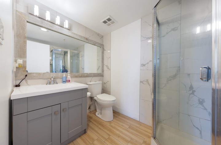 Photo 17 at 2404 - 1188 Howe Street, Downtown VW, Vancouver West