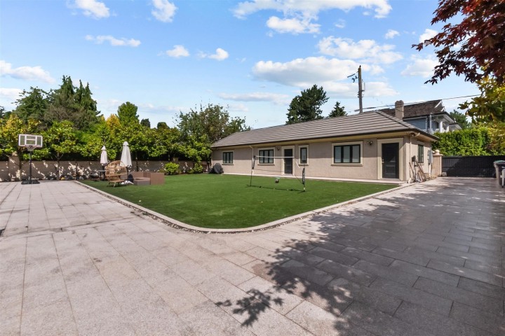 Photo 23 at 1155 W 54th Avenue, South Granville, Vancouver West