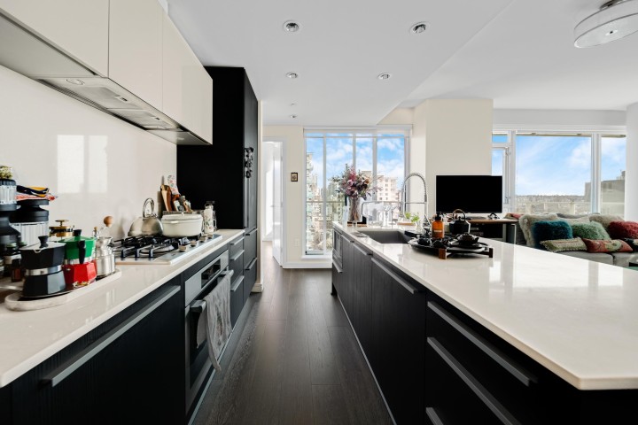 Photo 11 at 1804 - 1221 Bidwell Street, West End VW, Vancouver West