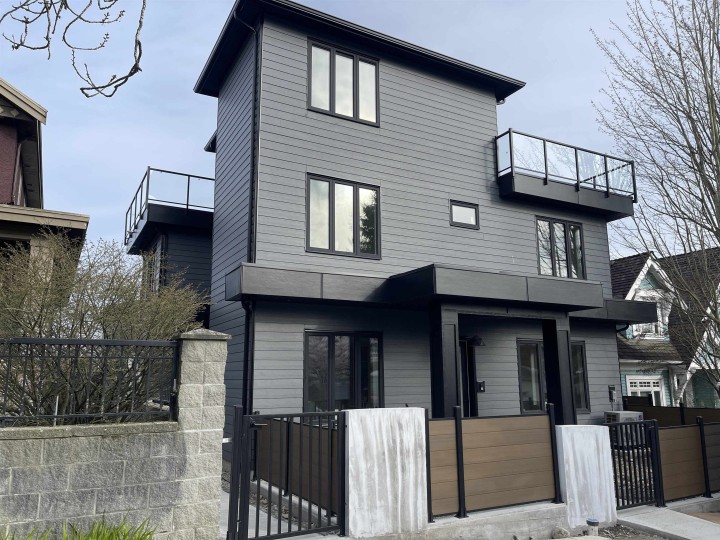 Photo 1 at 1 - 2452 Harrison Drive, Fraserview VE, Vancouver East
