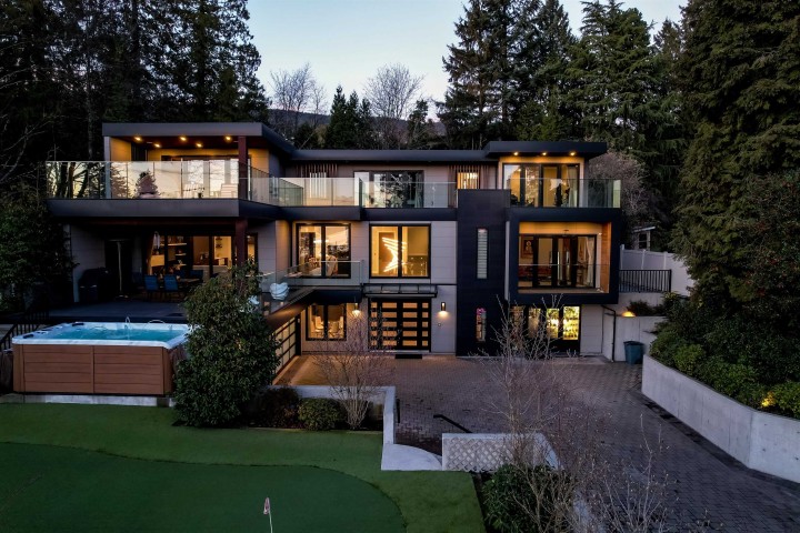 Photo 36 at 1497 Queens Avenue, Ambleside, West Vancouver