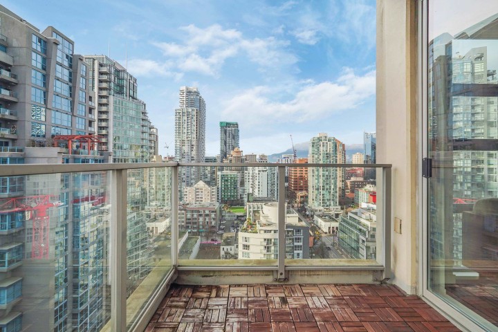 Photo 26 at 2404 - 1225 Richards Street, Downtown VW, Vancouver West