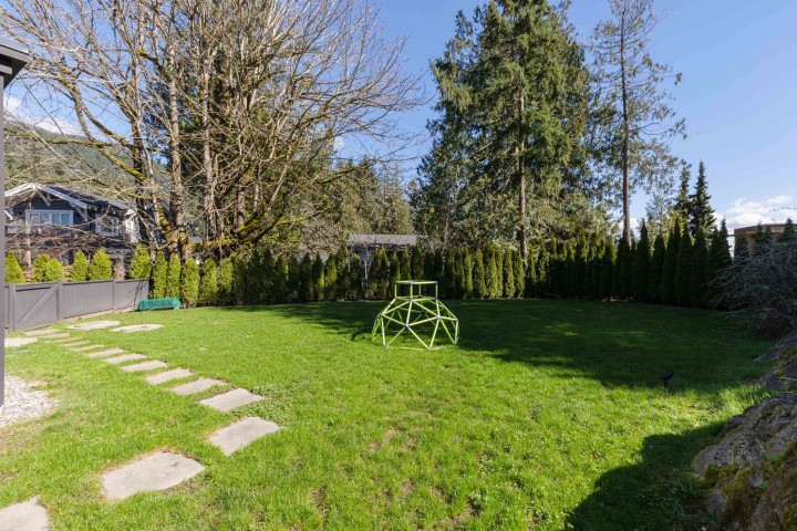 Photo 32 at 4050 Ripple Place, Bayridge, West Vancouver