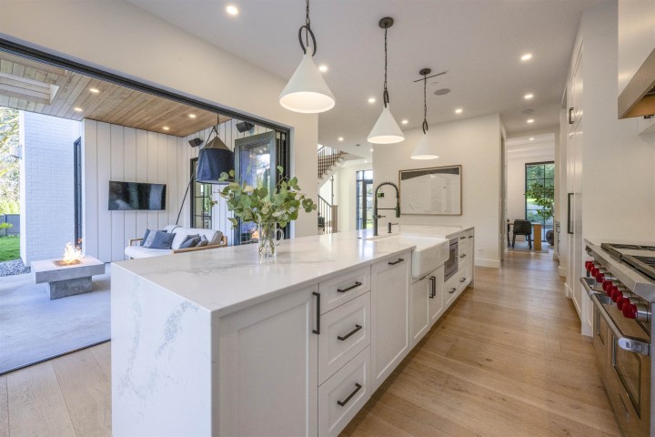 Photo 9 at 4050 Ripple Place, Bayridge, West Vancouver