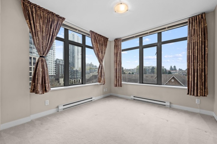 Photo 2 at 709 - 3660 Vanness Avenue, Collingwood VE, Vancouver East