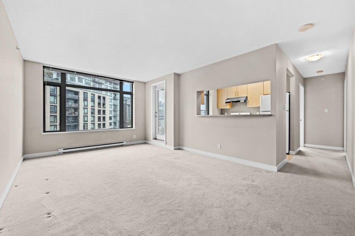 Photo 7 at 709 - 3660 Vanness Avenue, Collingwood VE, Vancouver East