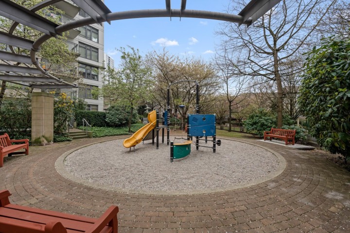 Photo 24 at 709 - 3660 Vanness Avenue, Collingwood VE, Vancouver East
